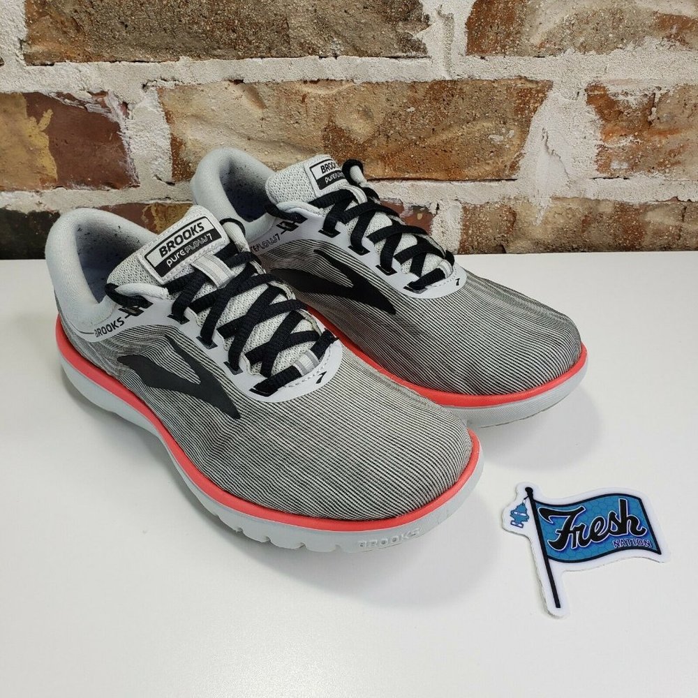 Brooks Pure Flow 7 Running Shoes Womens Size 6